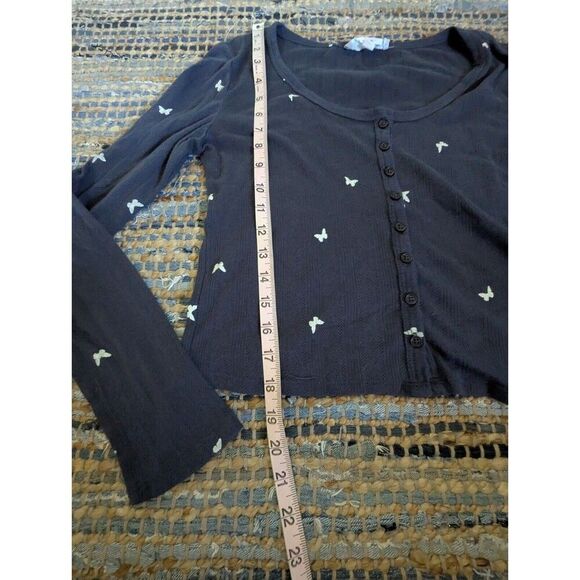 Navy Butterflies M Cyber Grunge L/S Scoop Neck Thin Knit Front Button Crop Sweat - Picture 4 of 6